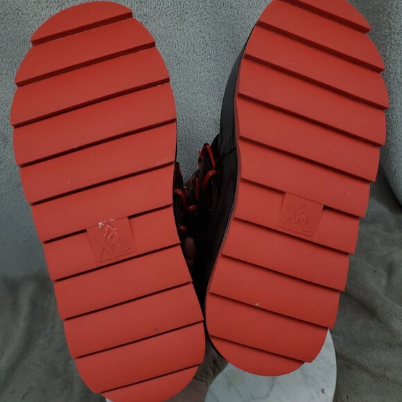 YRU Shoes Womens Size 7 Black Faux Leather Gothic Mushroom Platform Tall Boots - Picture 9 of 11